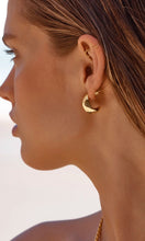 Load image into Gallery viewer, AMBER SCEATS Petite Hvar Earrings at Amara Home
