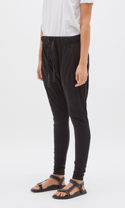 BASSIKE | Slouch Jersey Pant lll - Black