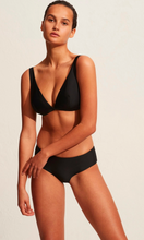 Load image into Gallery viewer, MATTEAU | The Plunge Top | Black
