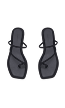 Load image into Gallery viewer, Mara and Mine / Rosetta Sandal / Black
