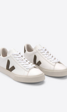 Load image into Gallery viewer, VEJA | Campo Chromefree Leather White Kahki
